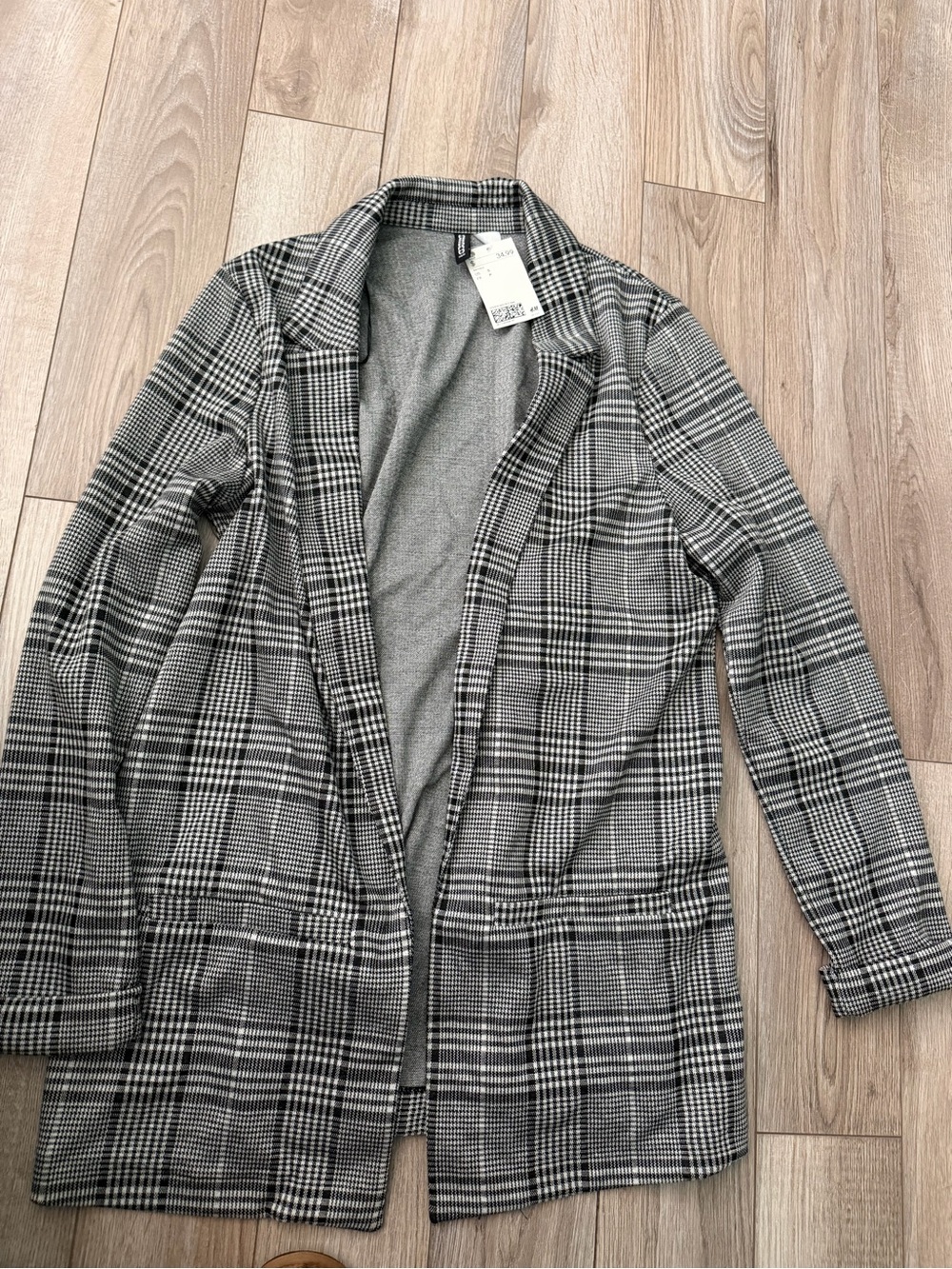 H&M Black and Gray Plaid Open-Front Blazer